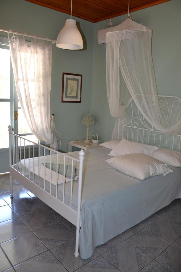 Mihaila Seaside: 2 Bedroom Bungalows Kefalonia Spartia  Exteriér fotografie