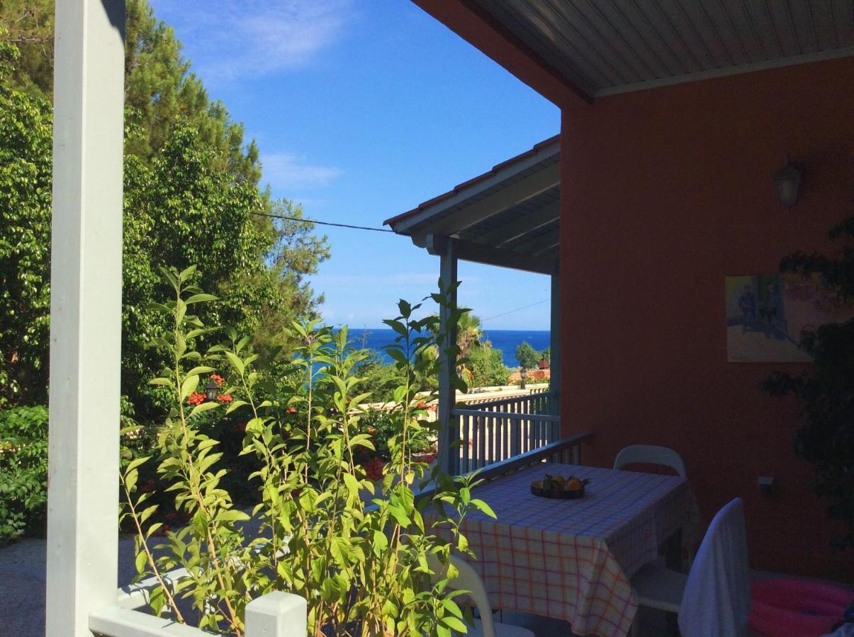 Mihaila Seaside: 2 Bedroom Bungalows Kefalonia Spartia  Exteriér fotografie